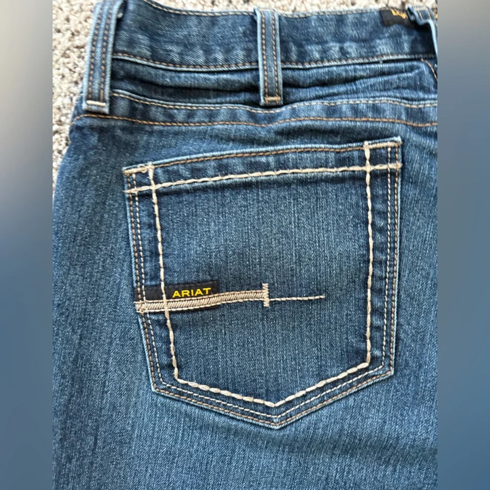 Ariat Men's Blue Jeans - Picture 3 of 6
